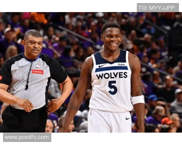 火箭队与雄鹿队激战正酣精彩直播尽在眼前不容错过